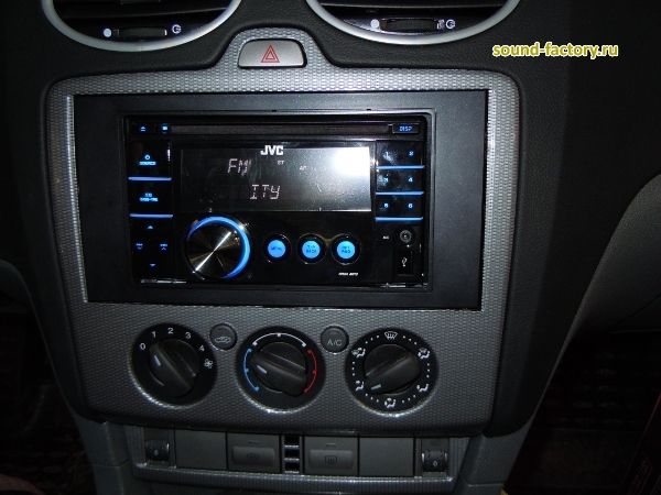 Уставновка: Автомагнитола в Ford Focus II Установка: Автомагнитола в Ford Focus II